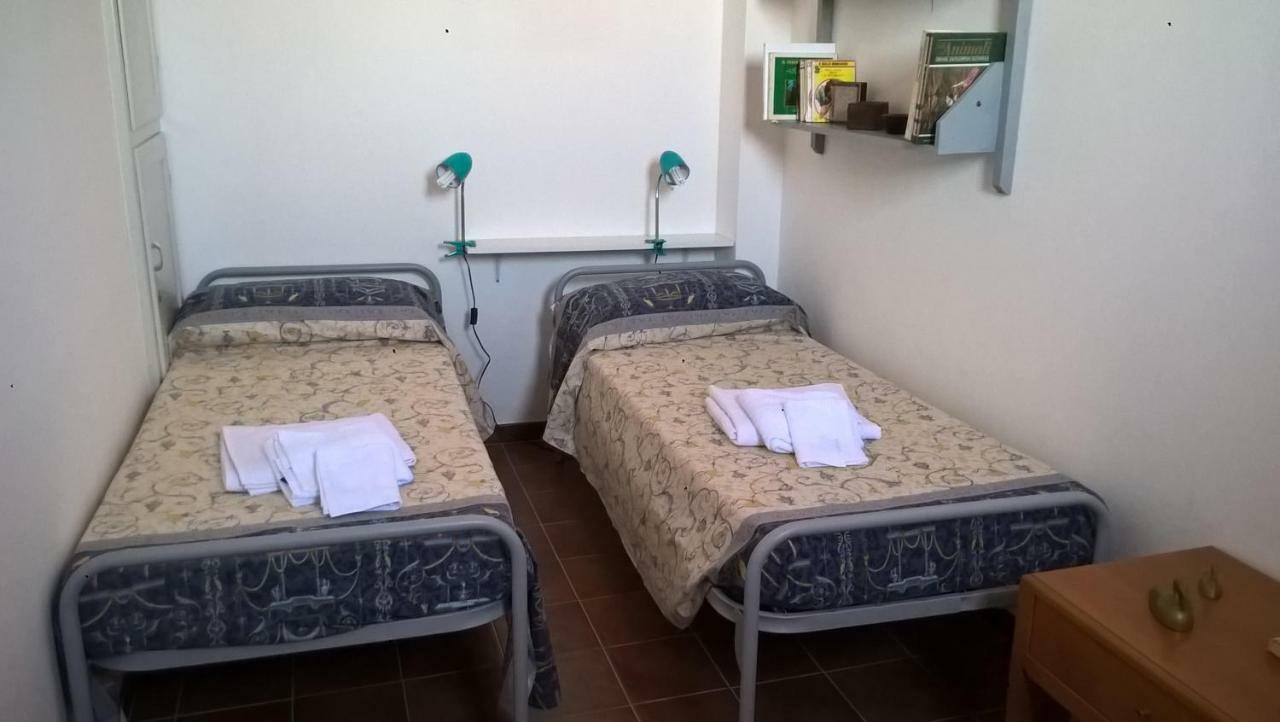 Ferienwohnung La Terrazza Sul Parco Oristano Exterior foto